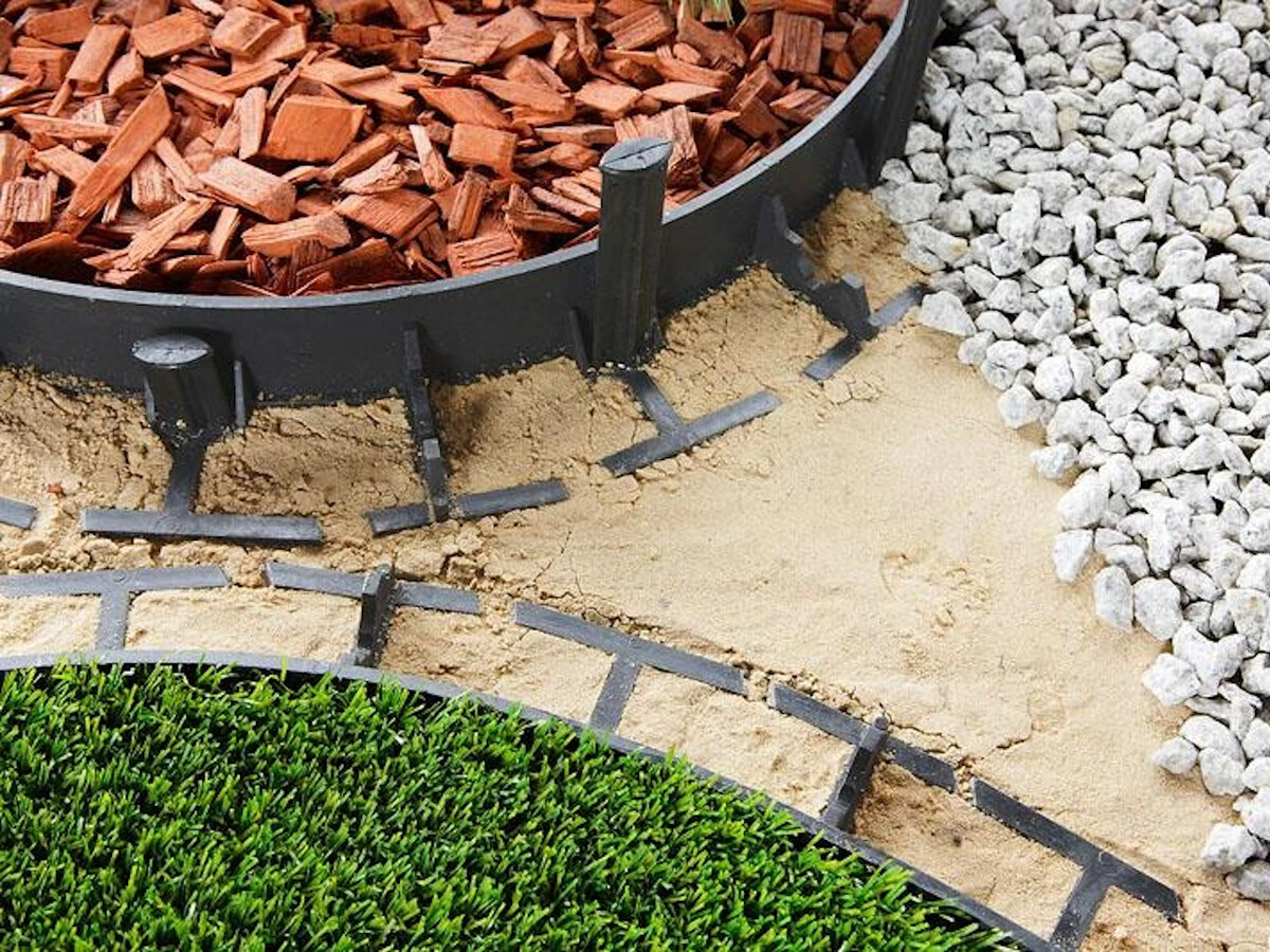 Продажа пластикового бордюра в Киришах